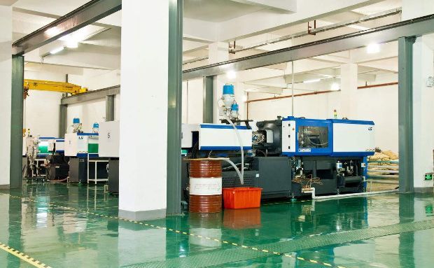 注塑模具成型制品，如果表面有裂紋該如何解決？